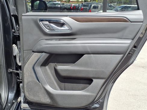 Used 2022 GMC Yukon SLE image 14