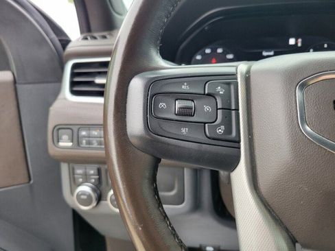 Used 2022 GMC Yukon Denali AWD/4WD image 15