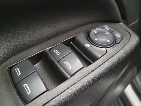 Used 2023 Chevrolet Equinox LT image 27