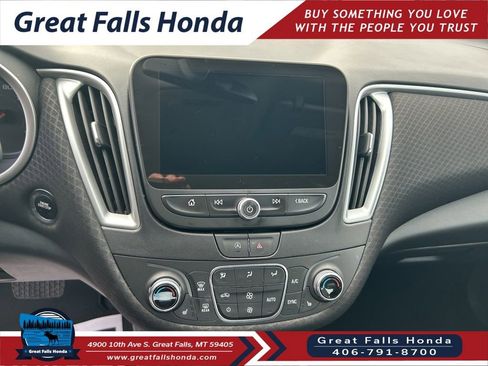 Used 2024 Chevrolet Malibu LT image 15