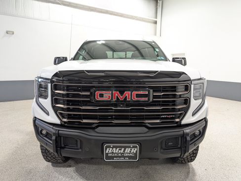 Used 2023 GMC Sierra 1500 AT4X AWD/4WD image 8