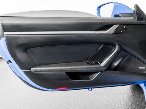Used 2022 Porsche 911 Carrera image 45
