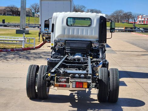 New 2025 Chevrolet Low Cab Forward 5500 XD image 12