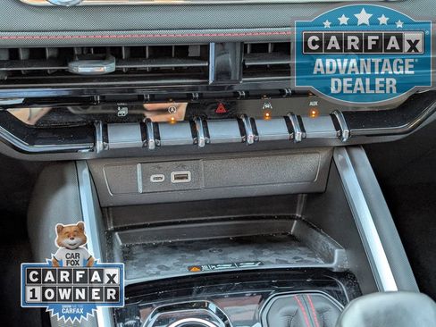 Certified 2025 Chevrolet Colorado Z71 w/ Technology Package AWD/4WD image 12