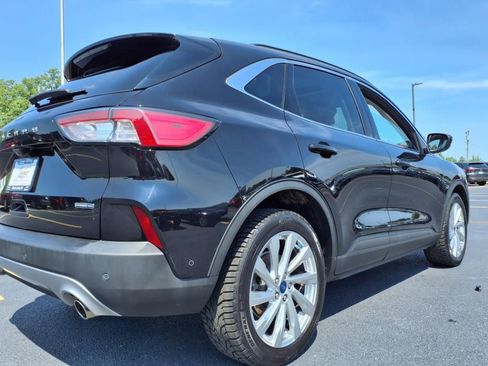 Used 2021 Ford Escape Titanium w/ Titanium Elite Package image 6