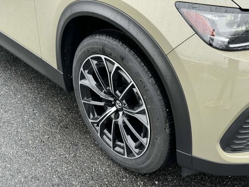 Certified 2025 MAZDA CX-70 Plug-In Hybrid w/ Premium Plus image 9