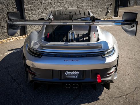 Used 2025 Porsche 911 GT3 RS image 46