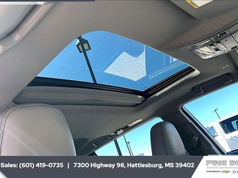 Used 2018 Toyota Highlander XLE image 16