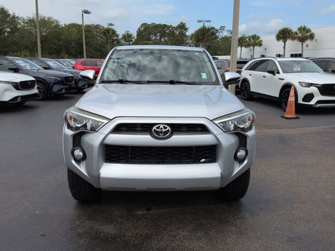 Used 2019 Toyota 4Runner SR5 Premium AWD/4WD image 9