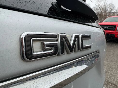 Used 2018 GMC Terrain SLT w/ Preferred Package AWD/4WD image 32