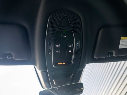 Certified 2026 Porsche Cayenne E-Hybrid Coupe AWD/4WD image 11