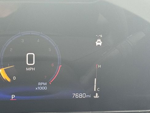 Used 2025 Chevrolet Trax LT image 22