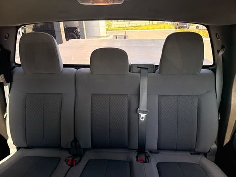 Used 2012 Ford F150 XLT w/ XLT Chrome Pkg AWD/4WD image 11