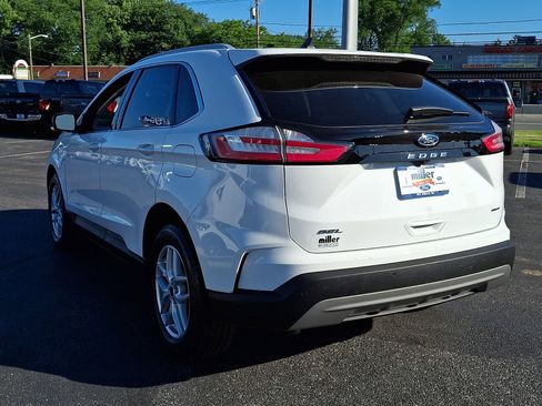 Certified 2023 Ford Edge SEL w/ Convenience Package AWD/4WD image 4