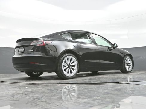 Used 2022 Tesla Model 3 Long Range image 26