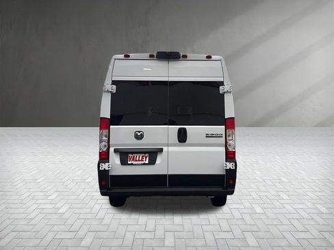 Used 2024 RAM ProMaster 2500 FWD image 6
