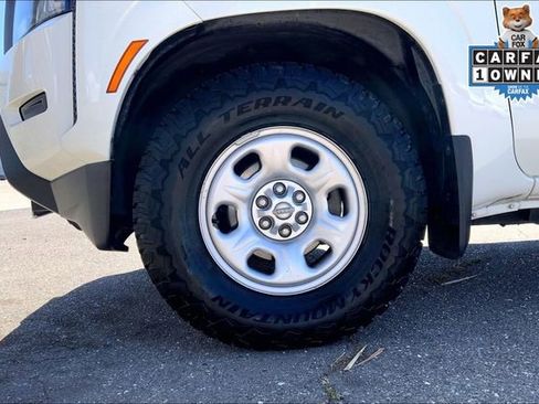 Used 2022 Nissan Frontier S w/ Technology Package RWD image 9