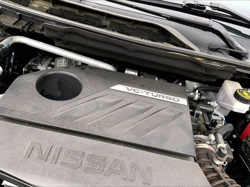 Used 2023 Nissan Rogue SV AWD/4WD image 34