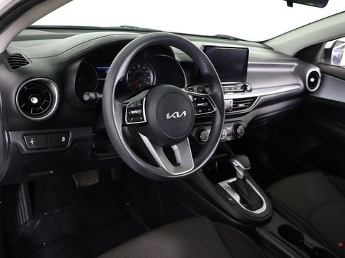 Used 2022 Kia Forte LXS FWD image 24