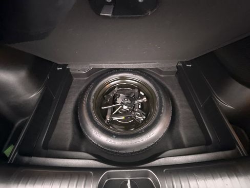 Used 2022 Jeep Cherokee Latitude Lux w/ Sun & Sound Group image 25