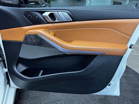 Used 2020 BMW X7 xDrive40i w/ Premium Package image 59