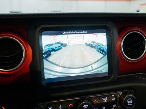 Used 2019 Jeep Wrangler Unlimited Rubicon image 45