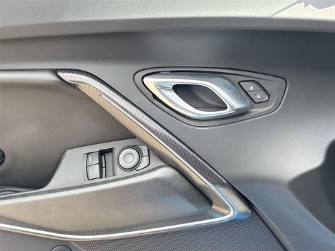 Used 2023 Chevrolet Camaro SS RWD image 16