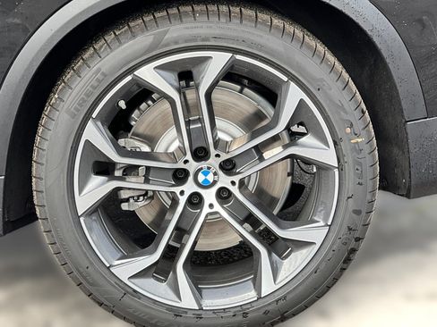 New 2026 BMW X5 xDrive50e AWD/4WD image 12