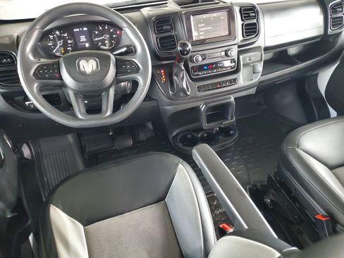 Used 2023 RAM ProMaster 2500 FWD image 13