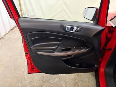 Used 2021 Ford EcoSport Titanium image 24