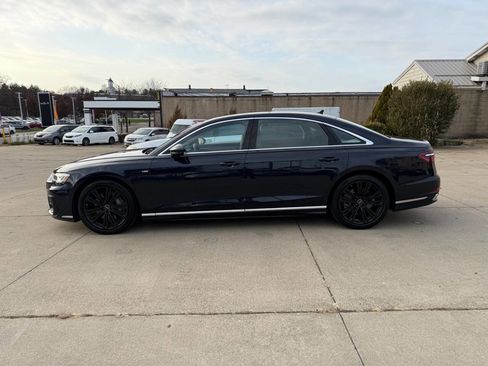 Used 2022 Audi A8 L 3.0T w/ Executive Package image 19