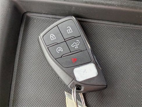 Used 2024 GMC Sierra 1500 Elevation image 34