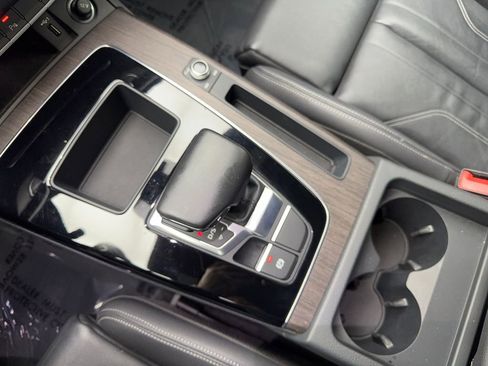 Used 2023 Audi Q5 2.0T Premium w/ Convenience Package image 69