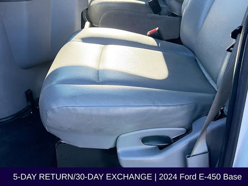 Used 2024 Ford E-450 and Econoline 450 Super Duty w/ Power Windows & Locks Group image 22