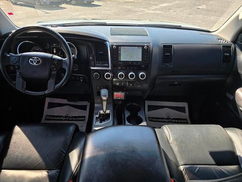 Used 2021 Toyota Sequoia TRD Pro AWD/4WD image 3