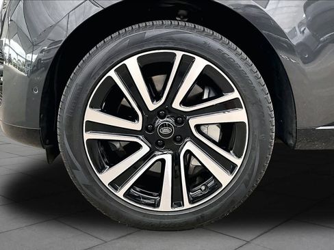 Used 2023 Land Rover Range Rover SE AWD/4WD image 11