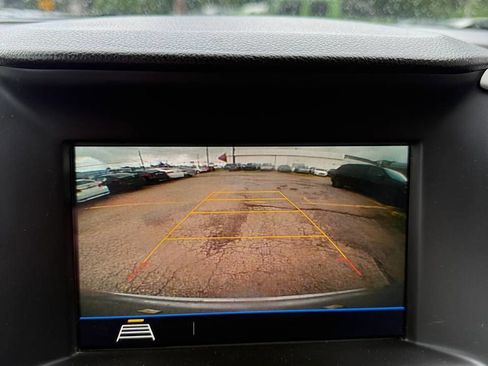 Used 2018 GMC Terrain SLE FWD image 24