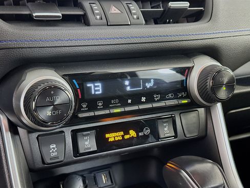 Used 2020 Toyota RAV4 XSE image 24