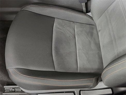 Used 2025 Nissan Sentra SR w/ Midnight Edition image 19