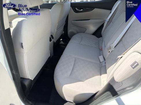 Used 2020 Nissan Rogue Sport SV w/ All-Weather Package AWD/4WD image 12