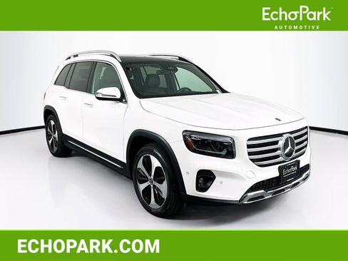 Used 2025 Mercedes-Benz GLB 250 image 1