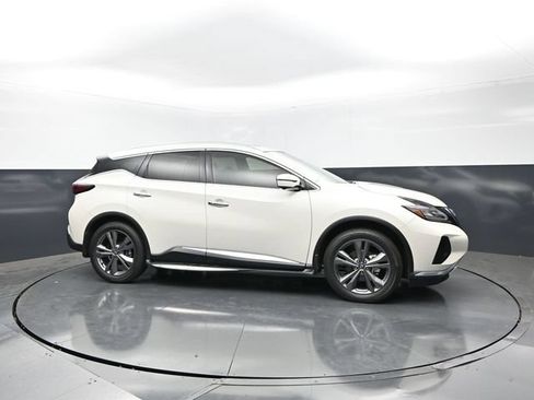 Used 2024 Nissan Murano Platinum w/ Cargo Package FWD image 6