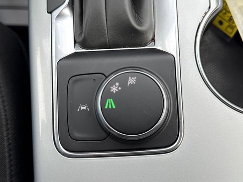 Used 2023 Chevrolet Blazer LT w/ Convenience Package image 26