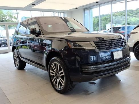 Used 2023 Land Rover Range Rover SE AWD/4WD image 10