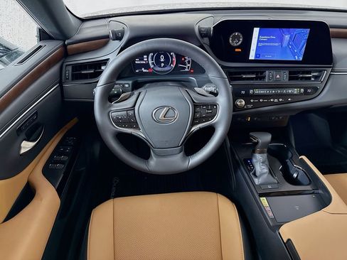 Used 2025 Lexus ES 350 w/ Premium Package FWD image 23