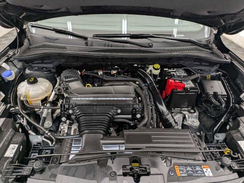 Used 2025 Ford Escape Platinum image 15