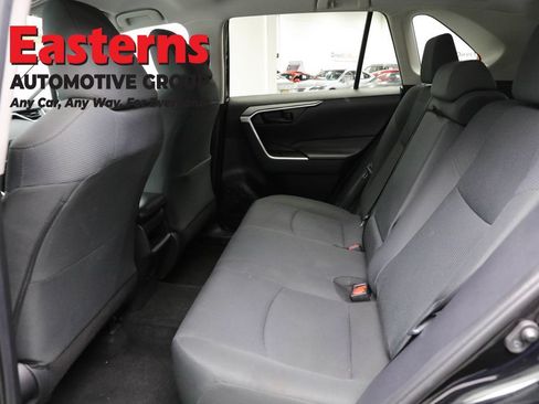 Used 2020 Toyota RAV4 LE w/ All Weather Liner Package AWD/4WD image 20