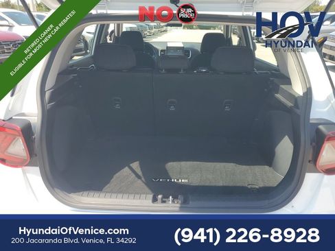 Certified 2026 Hyundai Venue SEL FWD image 10