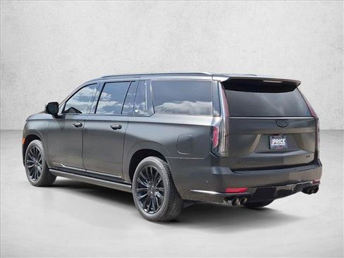 Used 2023 Cadillac Escalade ESV Premium Luxury w/ Performance Package AWD/4WD image 8