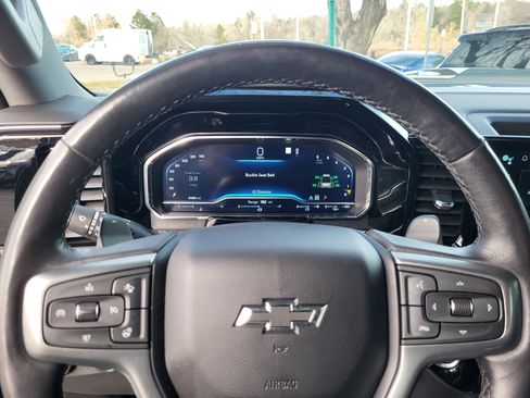 Used 2022 Chevrolet Silverado 1500 LT Trail Boss w/ LT Trail Boss Premium Package image 10